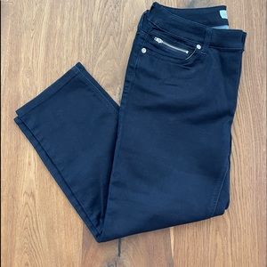 Chico’s Utimate Fit Platinum Denim Crop  Jeans